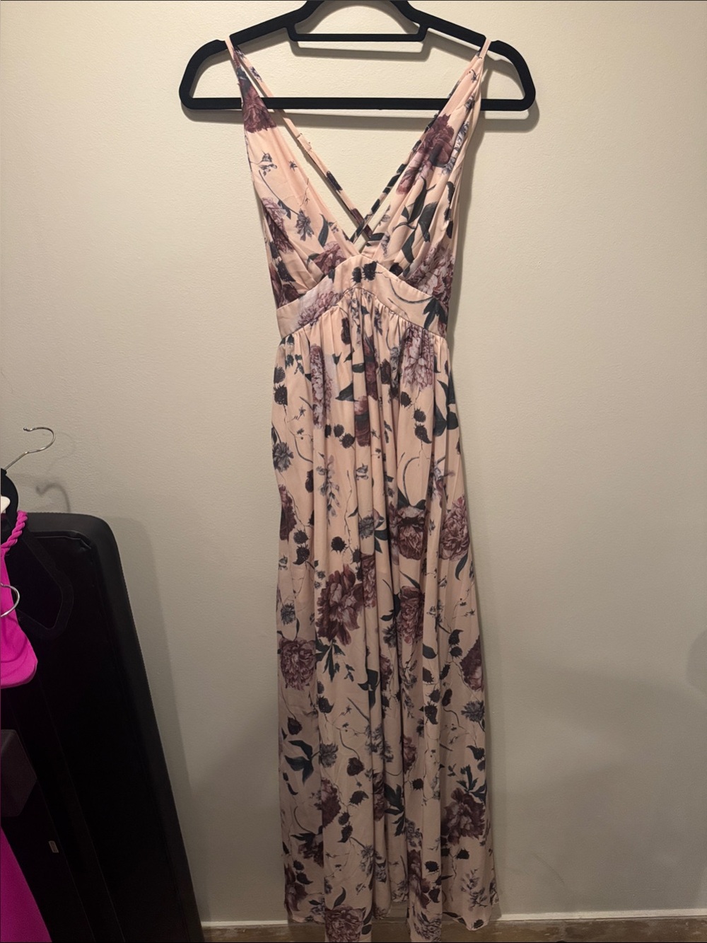 SHEIN Blush Pink Floral V-Neck Maxi Dress